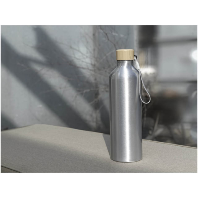 Malpeza 1L RCS-zertifizierte Wasserflasche aus recyceltem Aluminium - silber - Stimmung 1