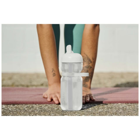 Mepal 600 ml Flip Sportflasche - weiss - Stimmung 1