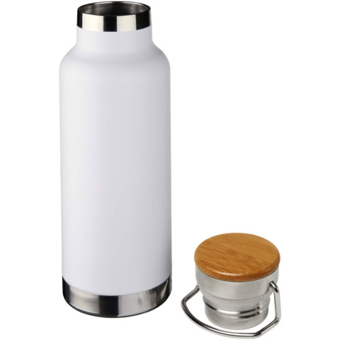 Weiße Vakuumflasche mit Edelstahl und Holzdeckel.