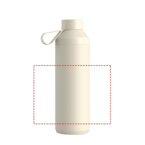 Sandfarbene Trinkflasche mit Deckel und Griff.
